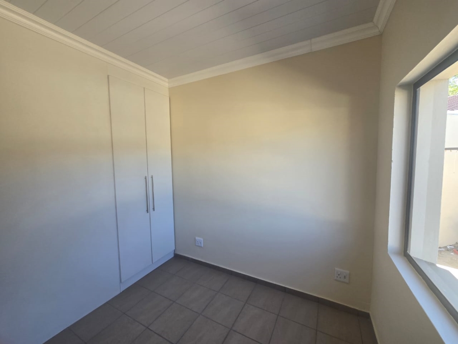 To Let 3 Bedroom Property for Rent in Naudeville Free State